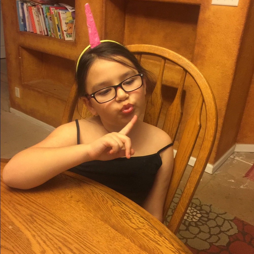 Meet your Posher, Elizabeth